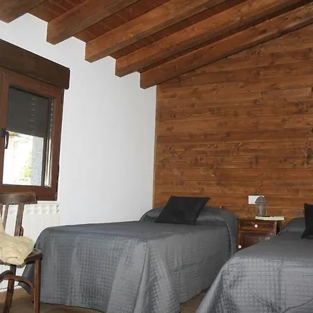 Avellaneda Nyaraló Avellaneda (Avila)